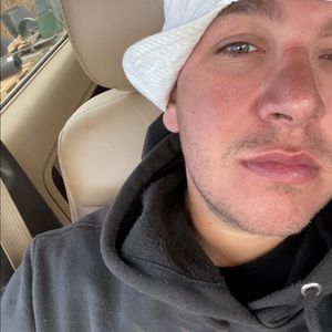 Meet your Posher, Ross